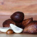 Salak Buah Lokal Jadi Keripik Sehat yang Cocok buat Kamu Coba